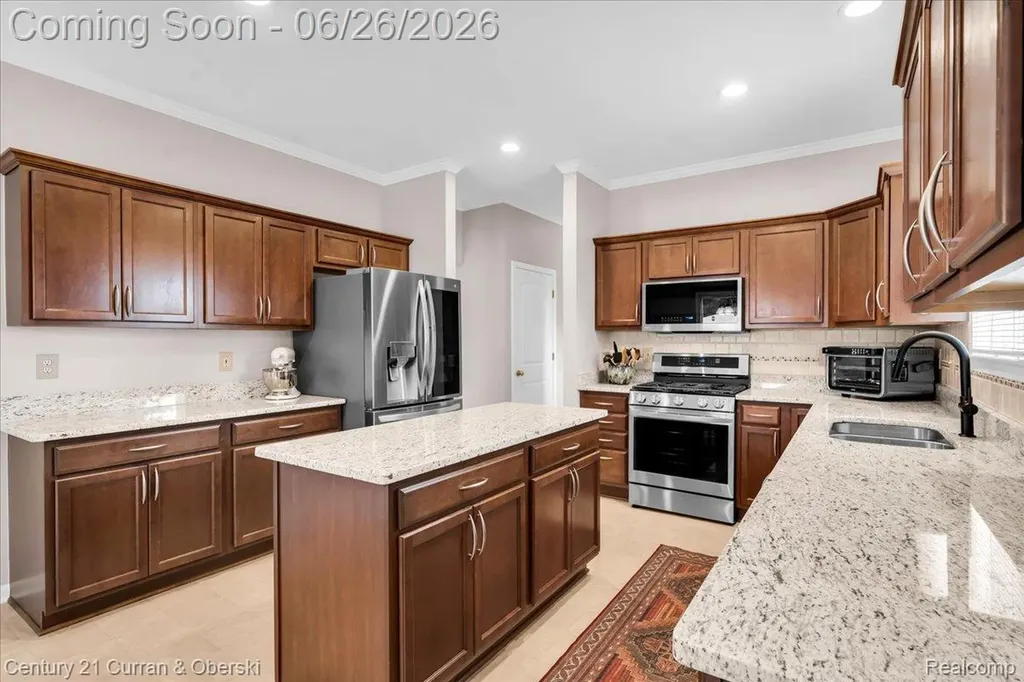 27099 Celtic Drive Flat Rock City MI 48134