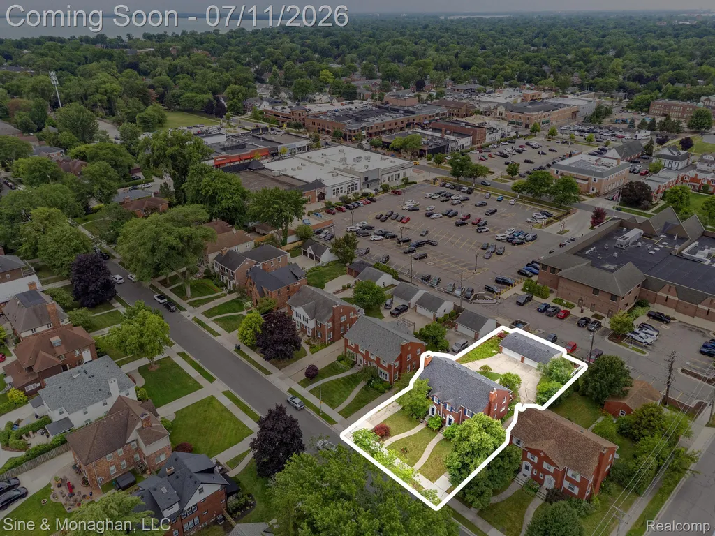 679 Neff Road Grosse Pointe City MI 48230