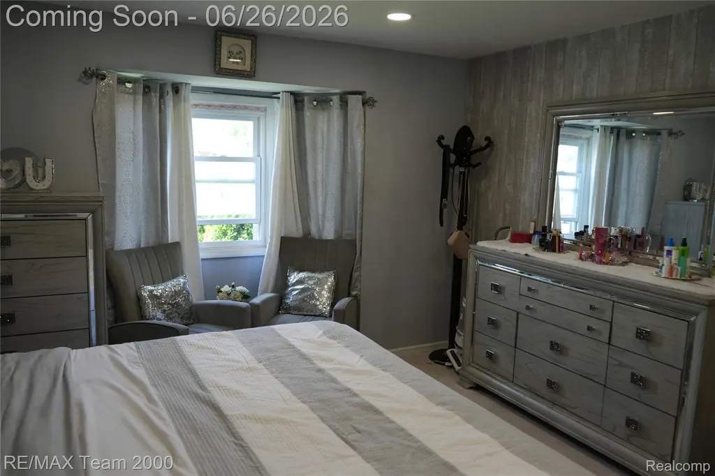 6426 Chase Road Dearborn City MI 48126