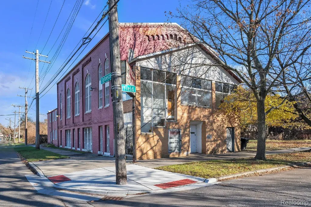 3768 Field Street Detroit City MI 48214