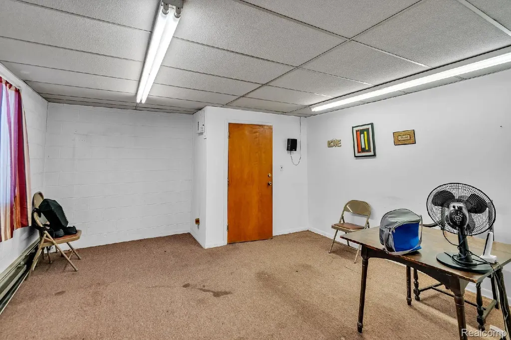 3768 Field Street Detroit City MI 48214