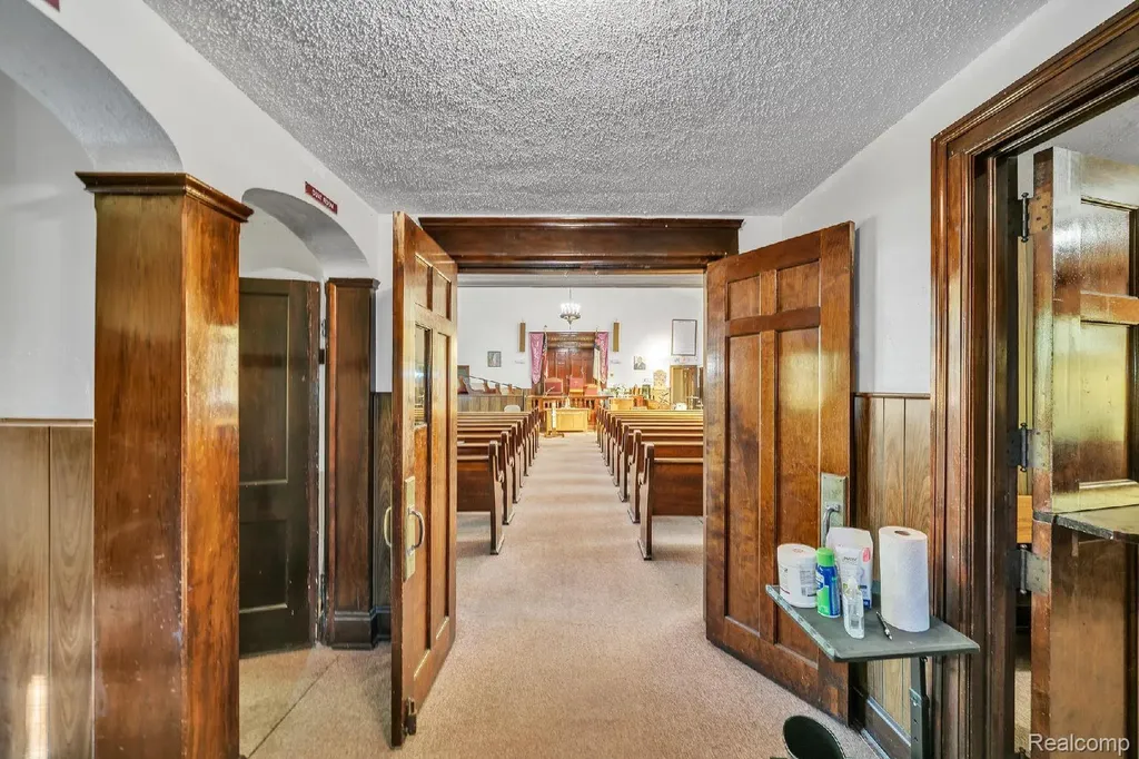3768 Field Street Detroit City MI 48214