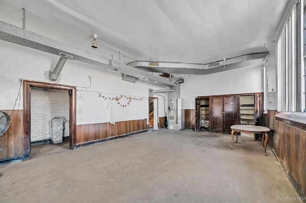 3768 Field Street Detroit City MI 48214