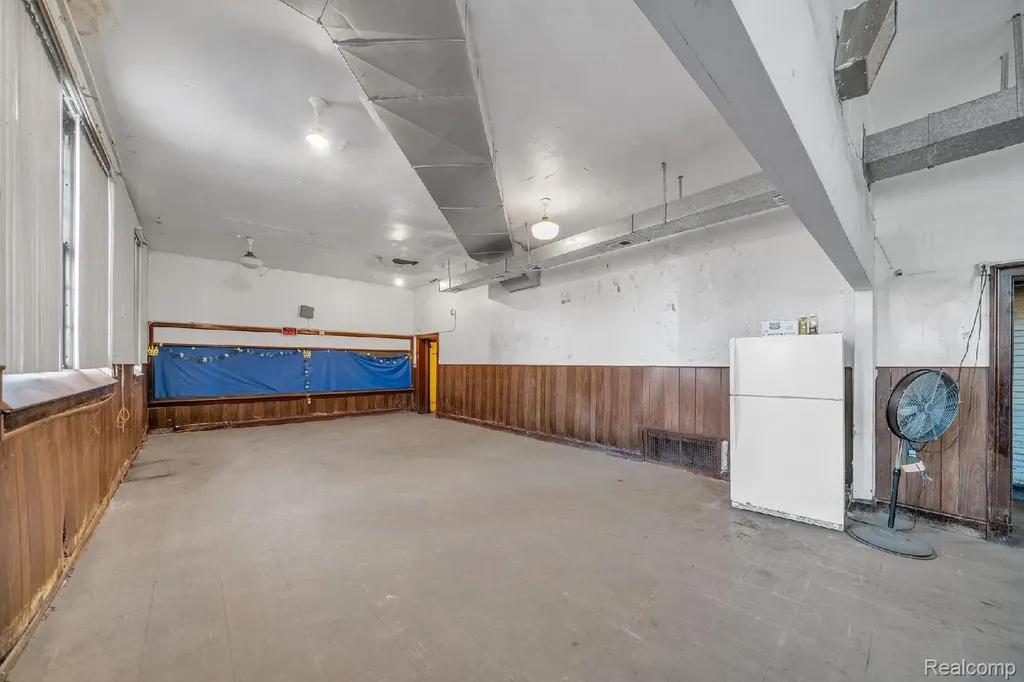 3768 Field Street Detroit City MI 48214