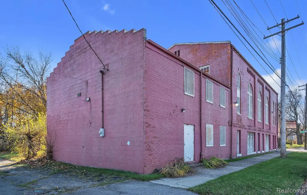 3768 Field Street Detroit City MI 48214