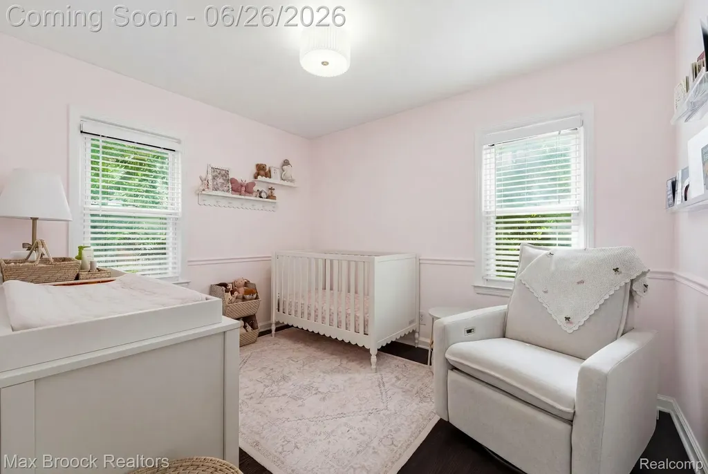 618 S Gainsborough Avenue Royal Oak City MI 48067