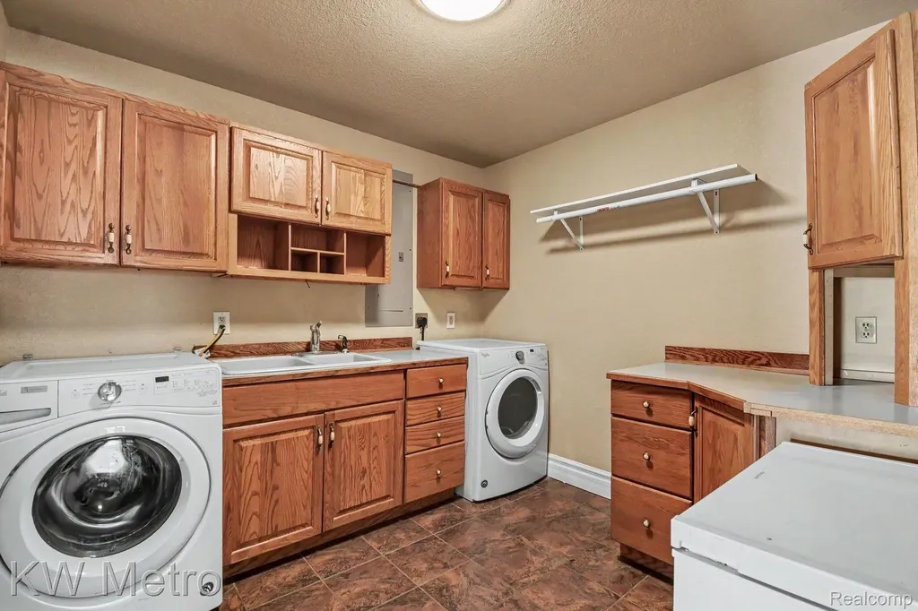 2682 E Haskell Lake Road Frost Township MI 48625