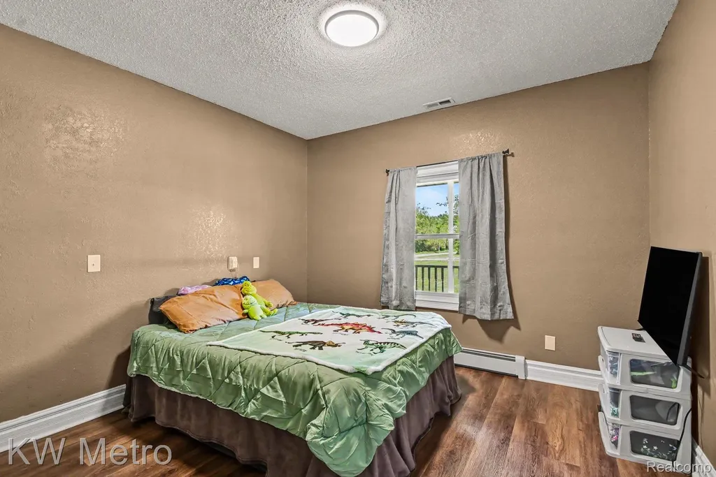 2682 E Haskell Lake Road Frost Township MI 48625