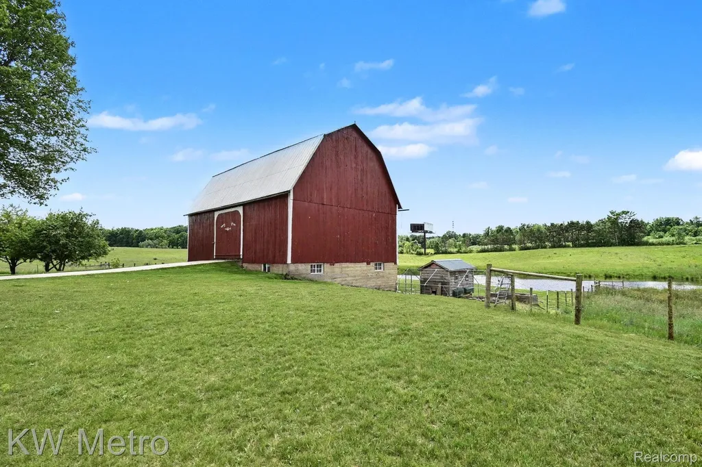 2682 E Haskell Lake Road Frost Township MI 48625