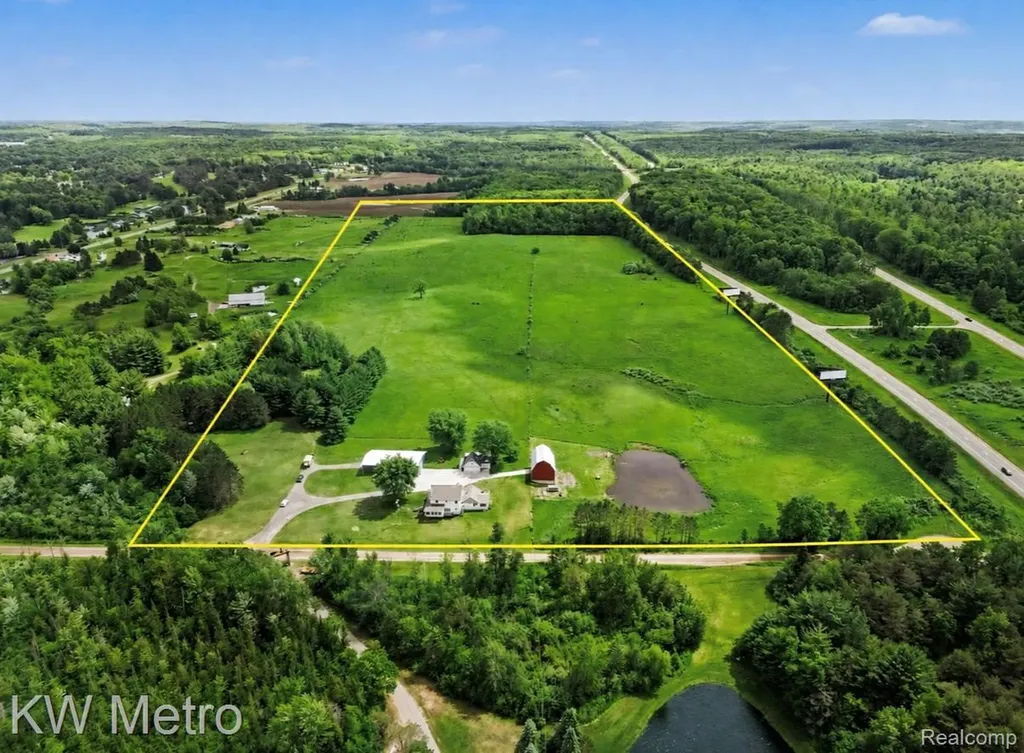 2682 E Haskell Lake Road Frost Township MI 48625