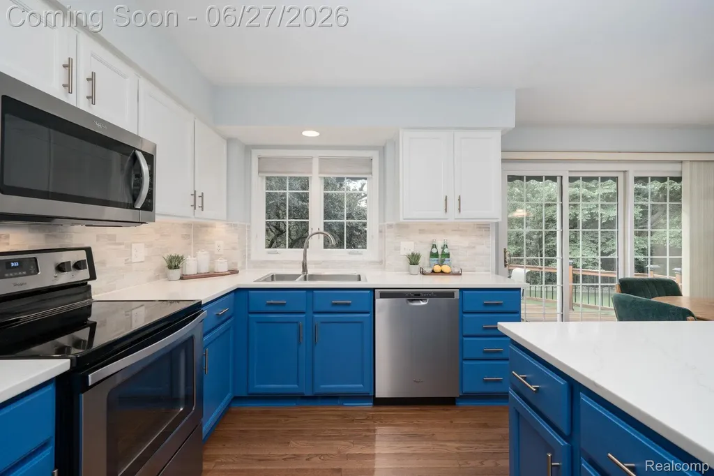 3715 Rolling Hills Court Orion Charter Township MI 48359