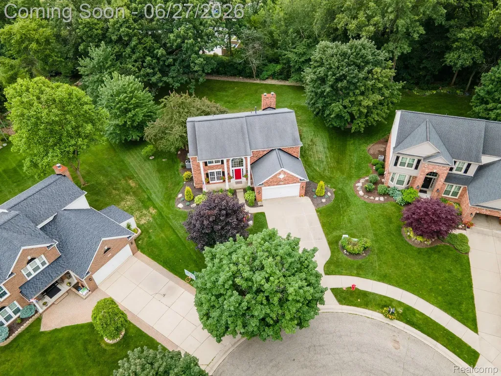 3715 Rolling Hills Court Orion Charter Township MI 48359