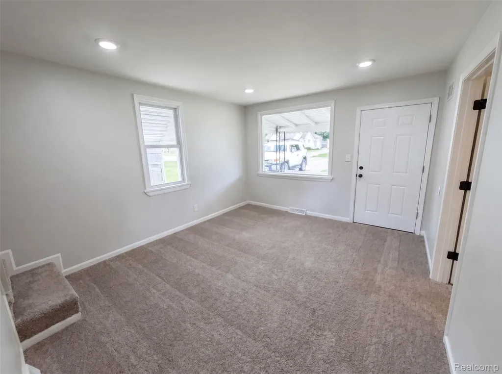 5456 Northlawn Drive Sterling Heights City MI 48310