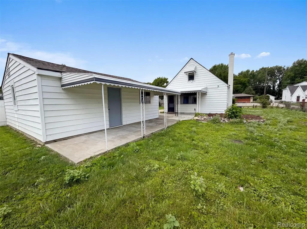 5456 Northlawn Drive Sterling Heights City MI 48310