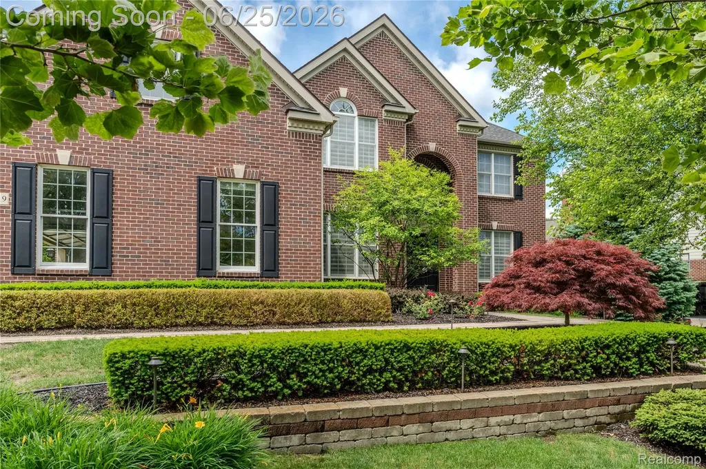 50719 Amesburg Drive Novi City MI 48374