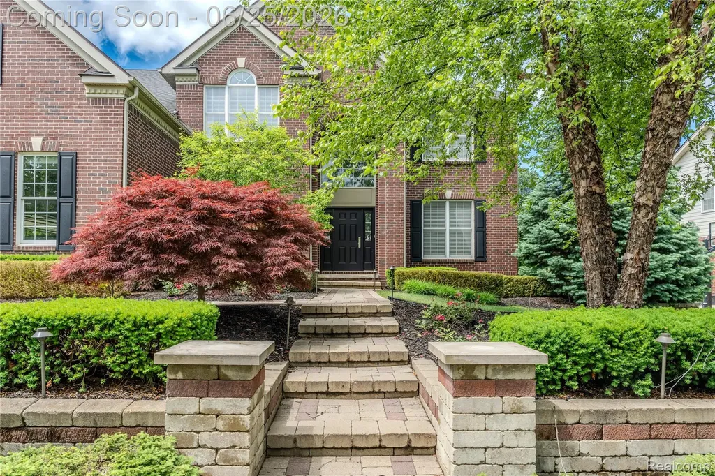 50719 Amesburg Drive Novi City MI 48374