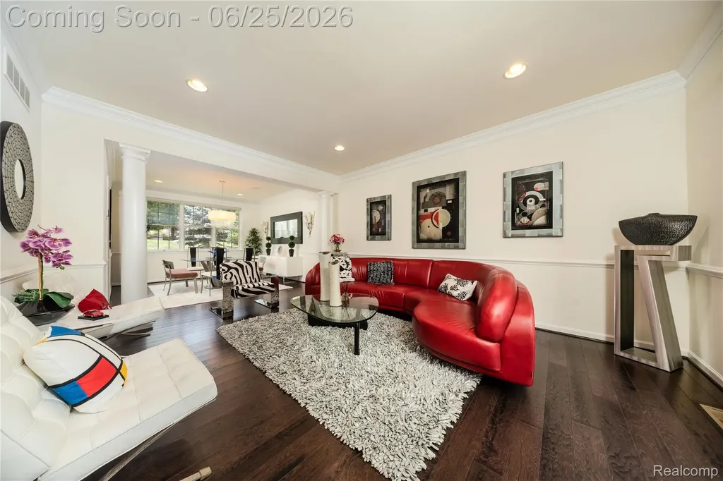 50719 Amesburg Drive Novi City MI 48374
