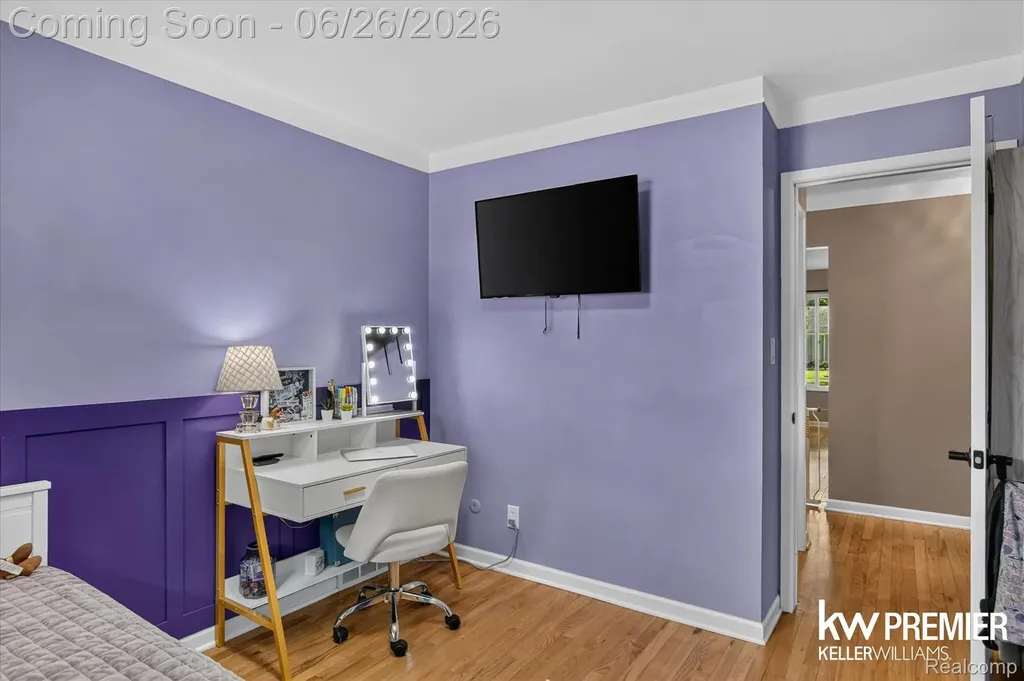 14087 Golfview Street Livonia City MI 48154