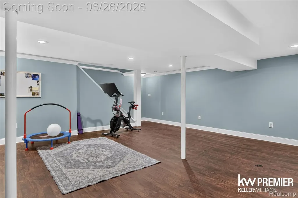 14087 Golfview Street Livonia City MI 48154