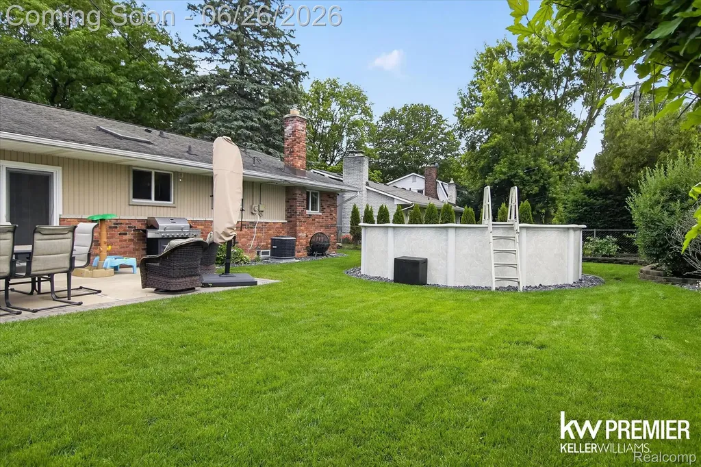 14087 Golfview Street Livonia City MI 48154