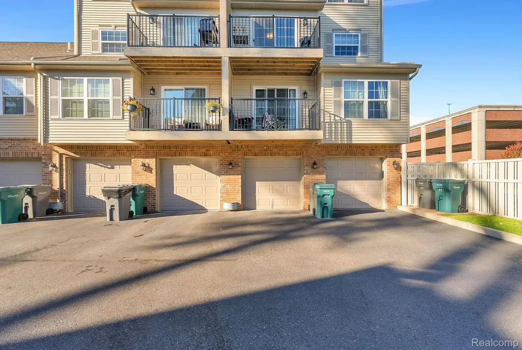 22338 Abbey Lane Dearborn City MI 48124