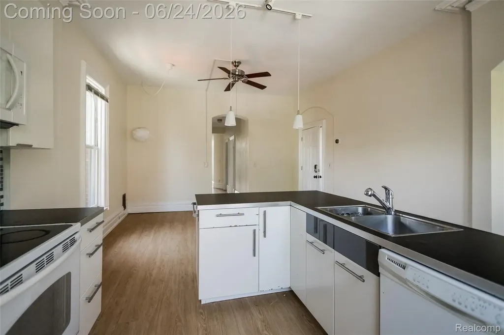 3643 Lincoln Street Detroit City MI 48208