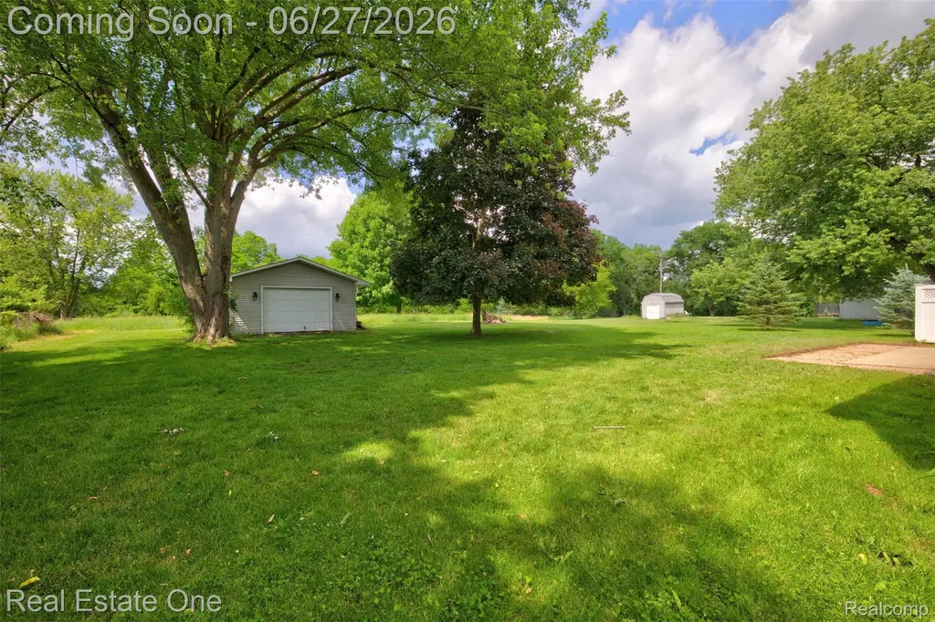 10379 Hegel Road Atlas Township MI 48438