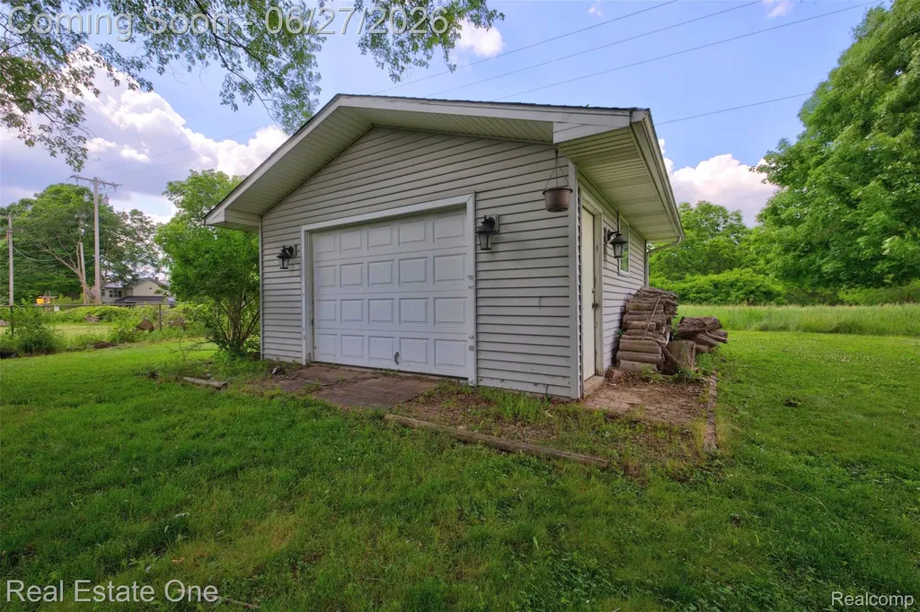 10379 Hegel Road Atlas Township MI 48438