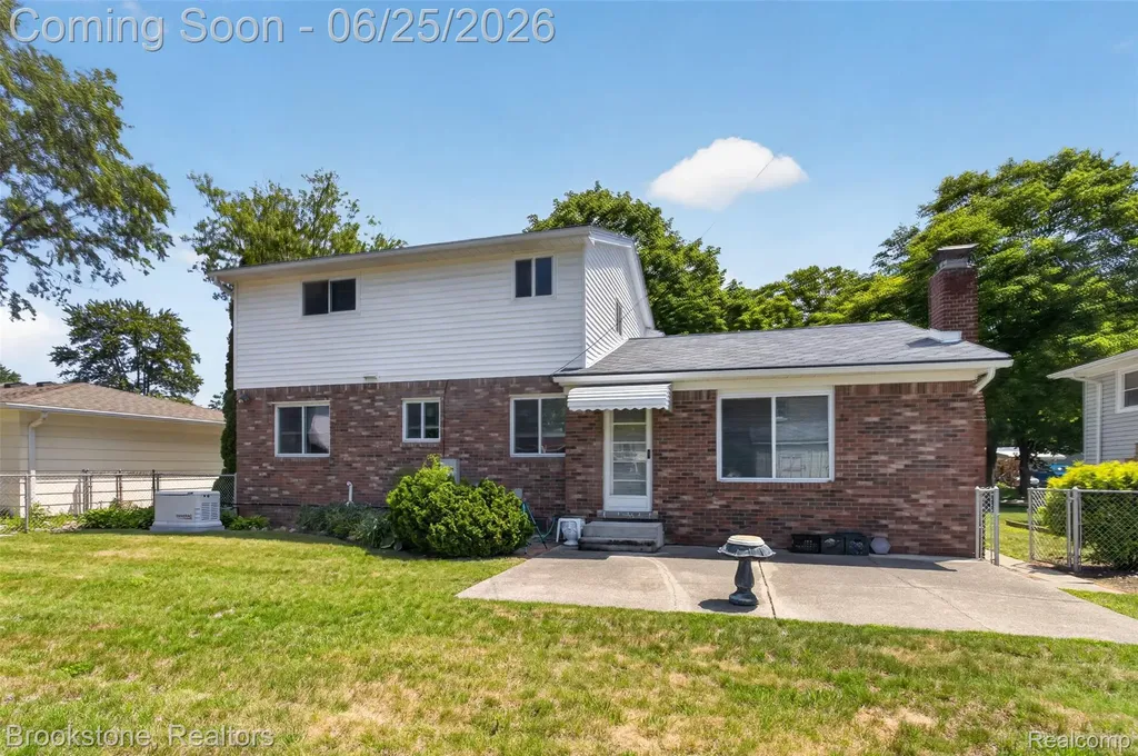 1018 Virginia Avenue Marysville City MI 48040