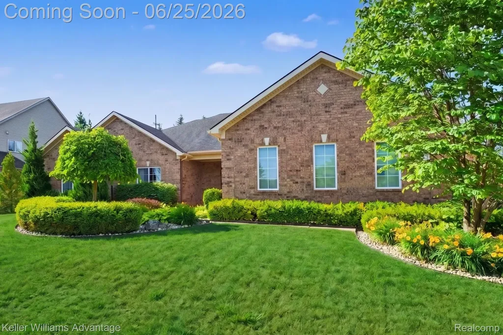54525 Brentwood Drive Lyon Charter Township MI 48178
