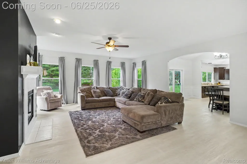 54525 Brentwood Drive Lyon Charter Township MI 48178