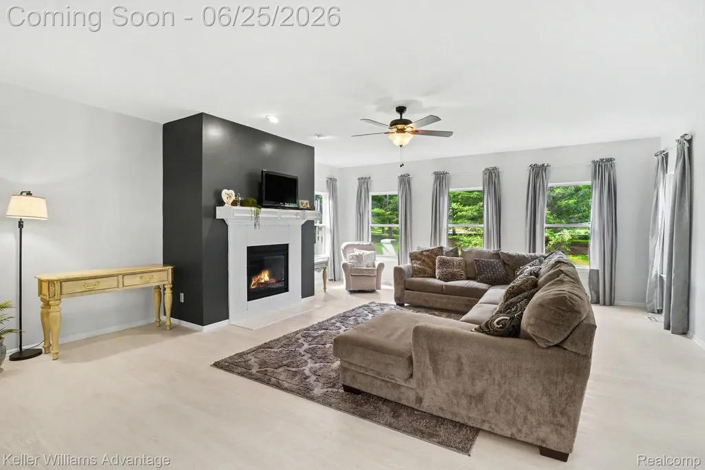 54525 Brentwood Drive Lyon Charter Township MI 48178