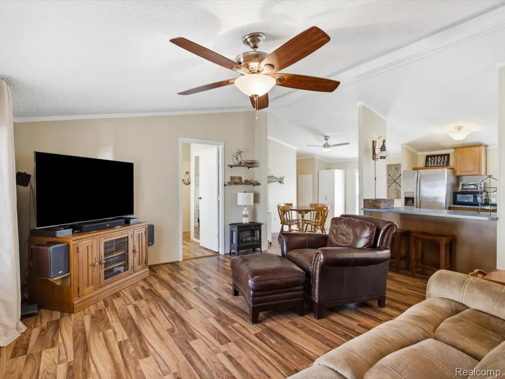 2545 Lakeshore Road Applegate Village MI 48401
