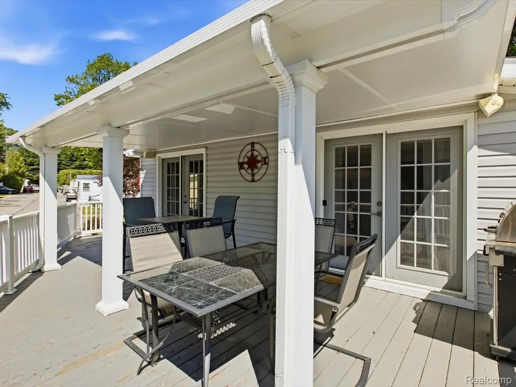 2545 Lakeshore Road Applegate Village MI 48401