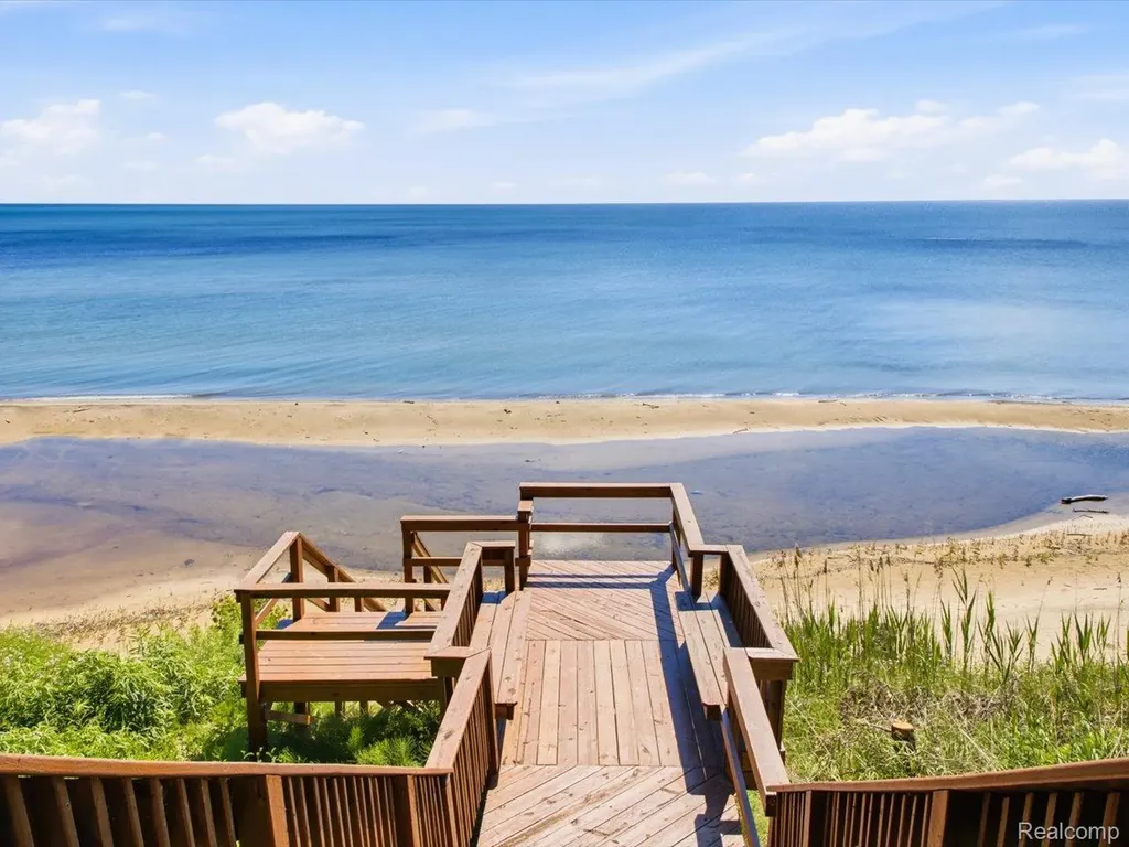 2545 Lakeshore Road Applegate Village MI 48401