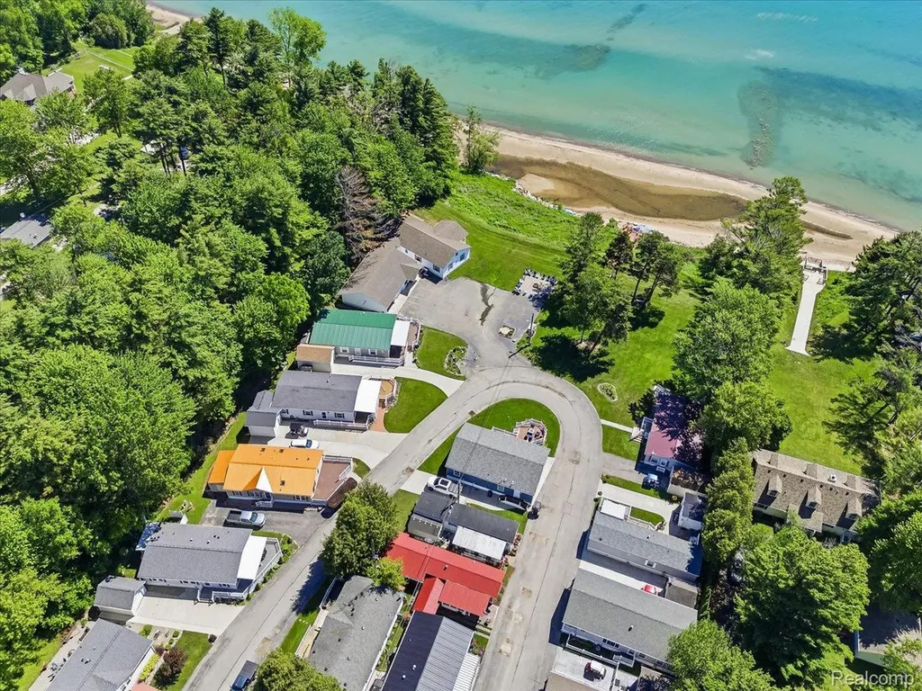 2545 Lakeshore Road Applegate Village MI 48401