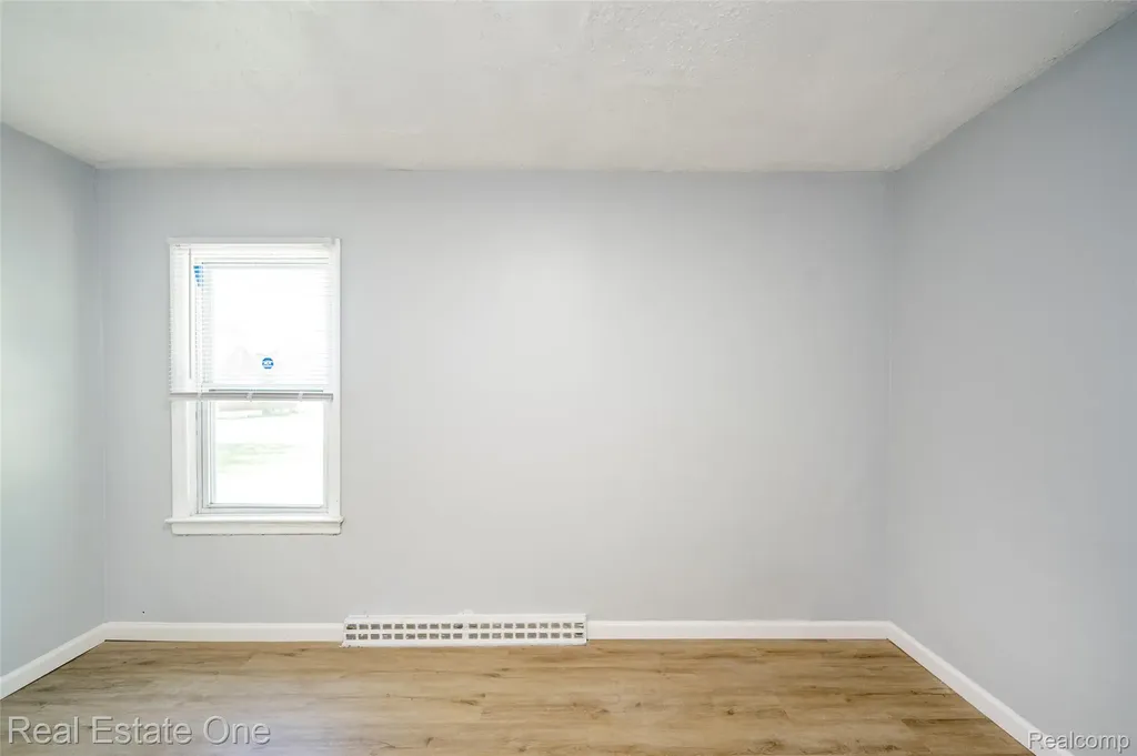 22675 Santa Maria Street Detroit City MI 48219