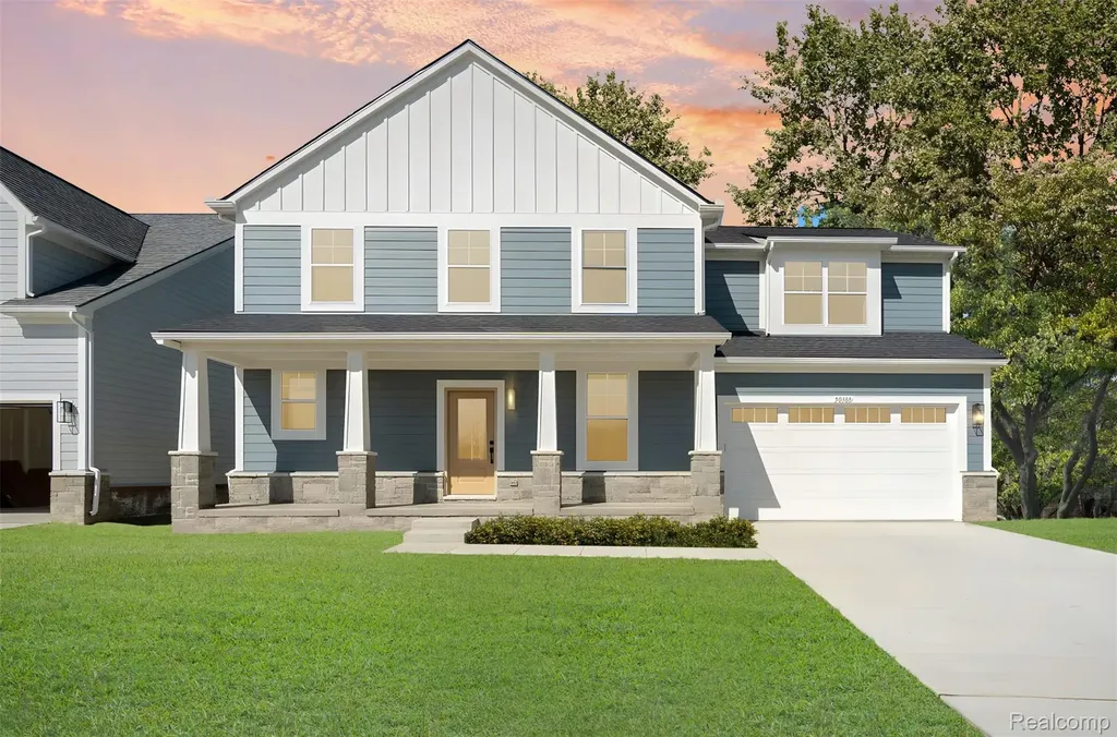 2484 Parkshore Drive Commerce Charter Township MI 48382