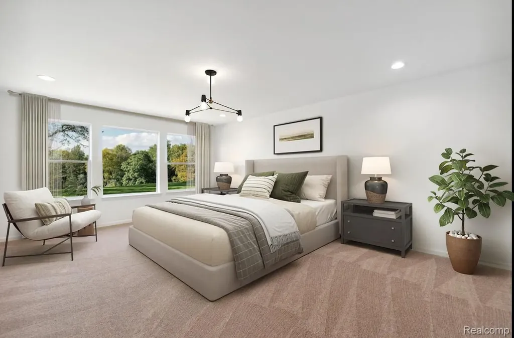 2484 Parkshore Drive Commerce Charter Township MI 48382