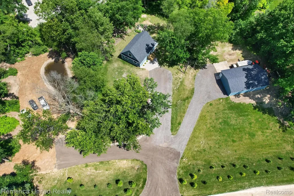 11521 Westshore Drive Putnam Township MI 48169