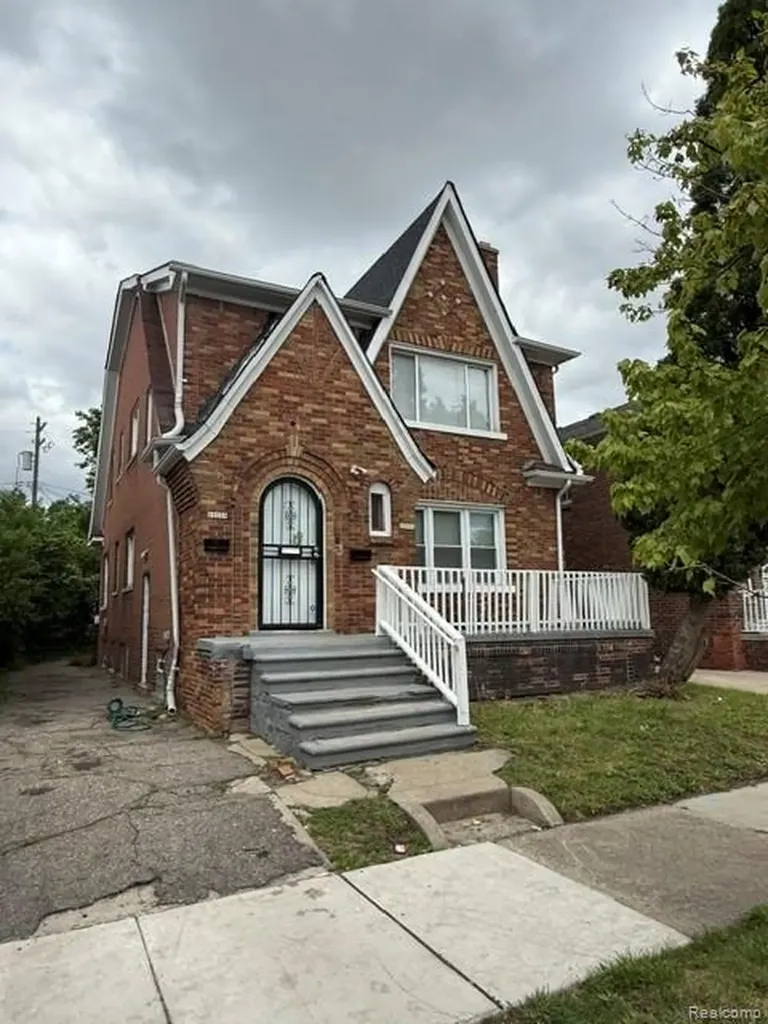 15853 Washburn Street Detroit City MI 48238
