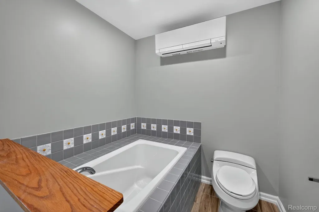 4877 Orchard Lane Rush Township MI 48867