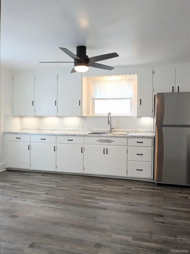 300 Bristol Street S Almont Village MI 48003