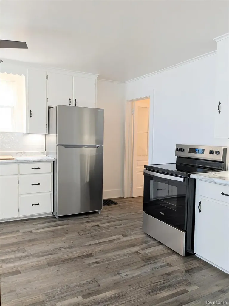 300 Bristol Street S Almont Village MI 48003