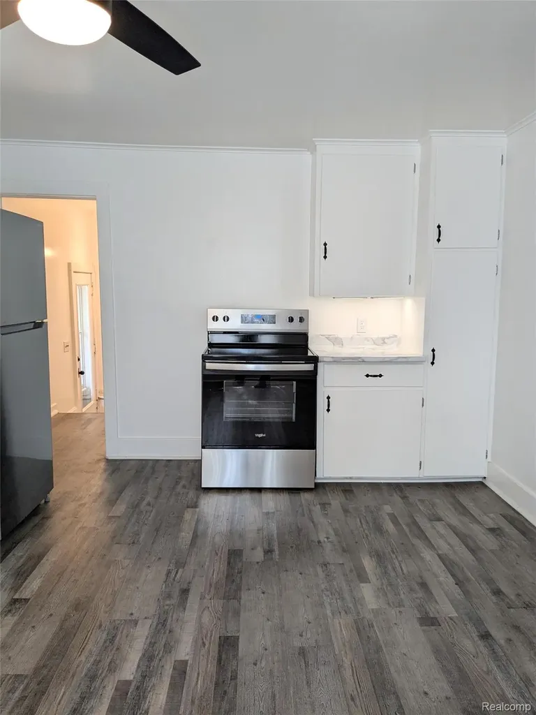300 Bristol Street S Almont Village MI 48003