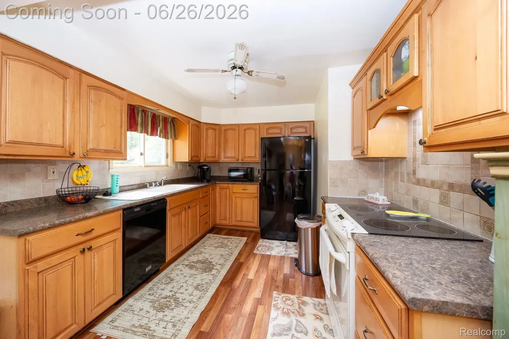 24193 Kraft Place Brownstown Charter Township MI 48174