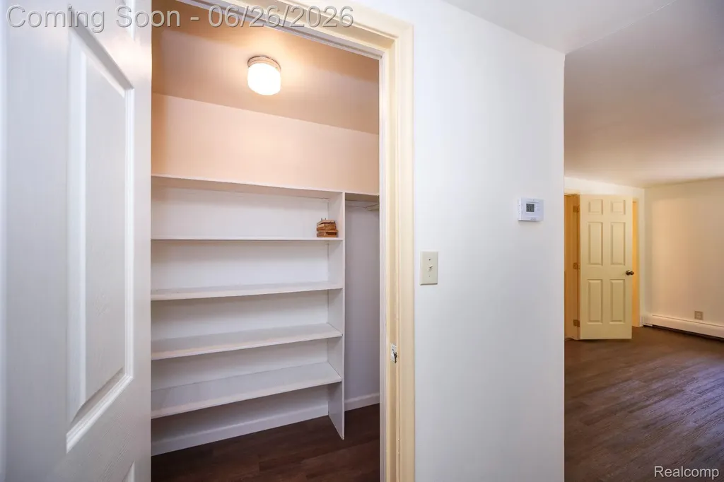 24193 Kraft Place Brownstown Charter Township MI 48174