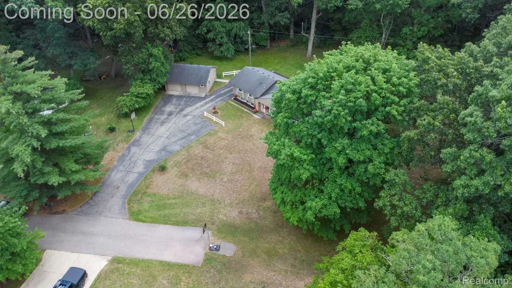 24193 Kraft Place Brownstown Charter Township MI 48174