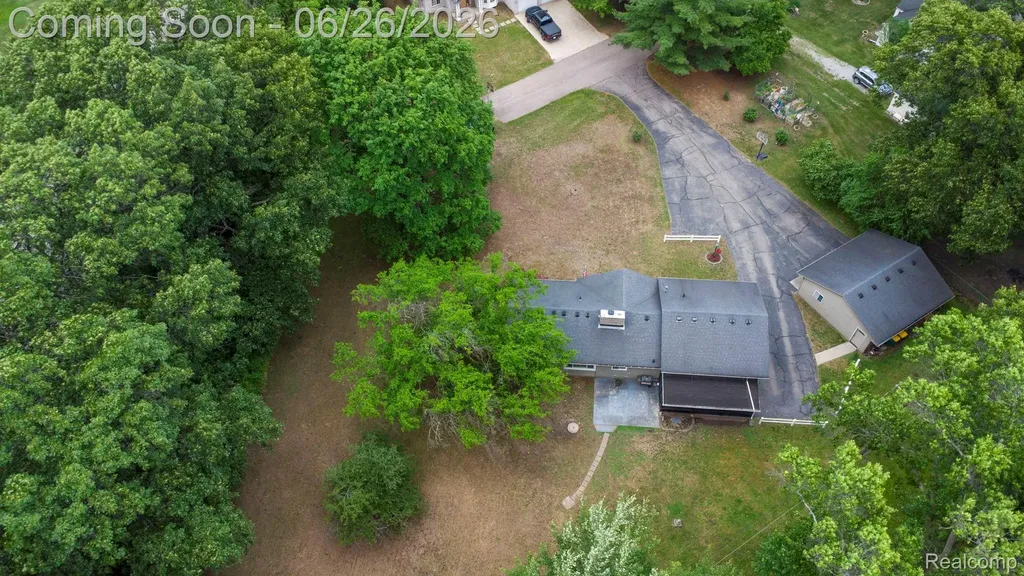 24193 Kraft Place Brownstown Charter Township MI 48174