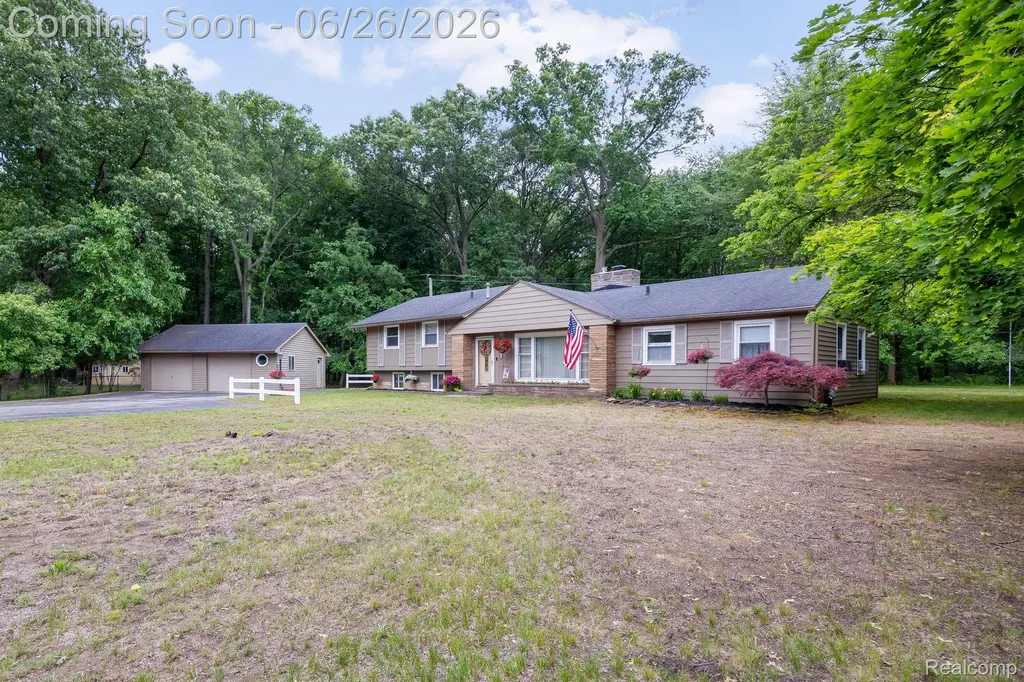 24193 Kraft Place Brownstown Charter Township MI 48174